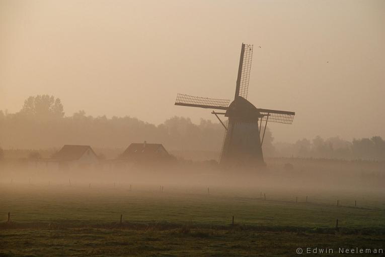 ENE-20070923-0009.jpg - Marsdijk, Lienden [nl] Windmolen 'De Mars'[en] Windmill 'De Mars'